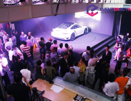 Porshe-911-Launch-01_1200_wm