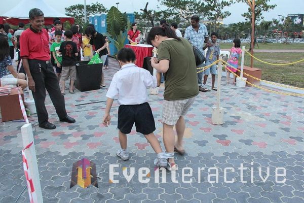 253789_451287731590333_936301239_n